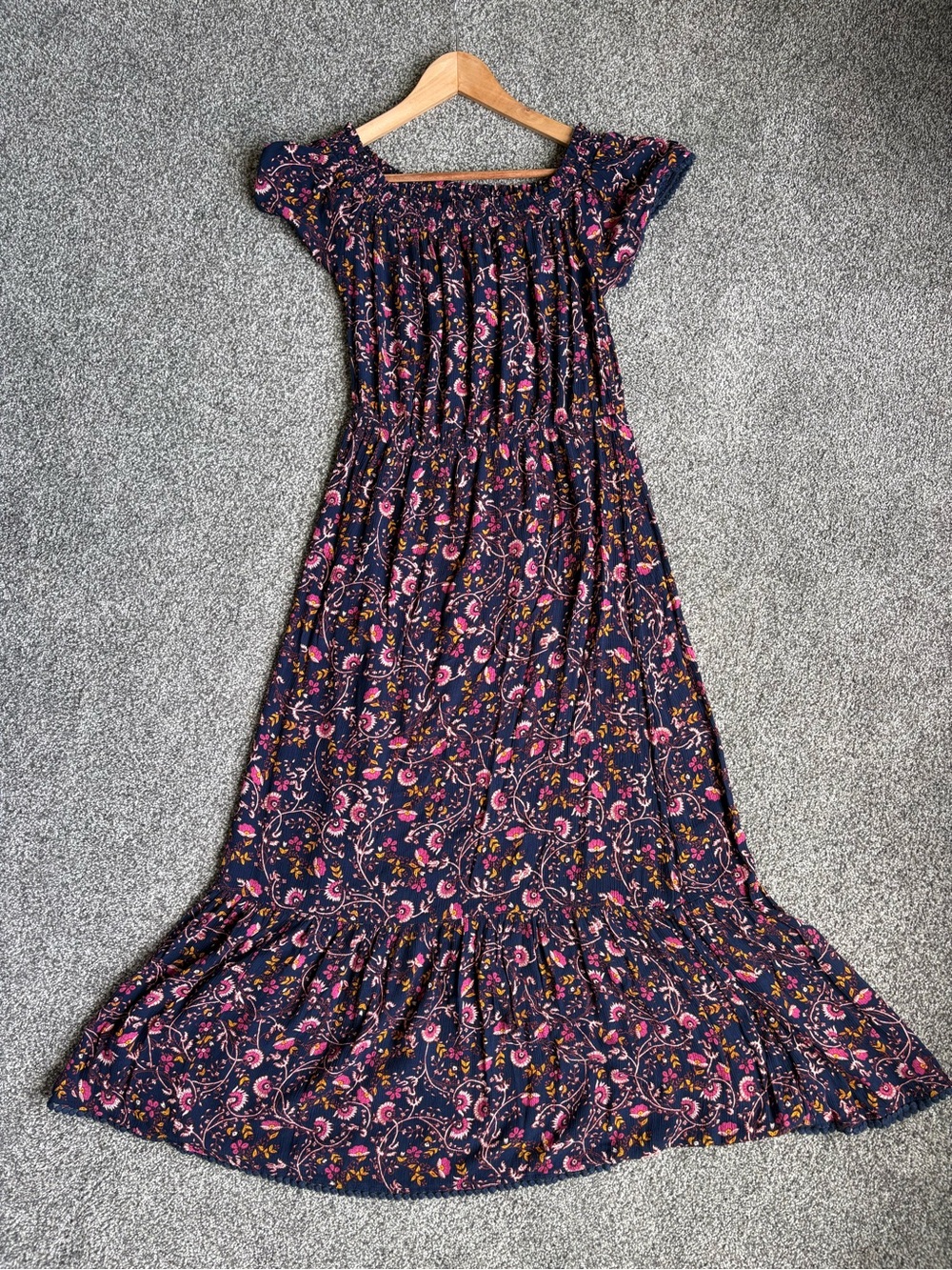 Old Navy Floral-Print Off-the-Shoulder Waist-Defined Maxi Dress size small - Picture 5 of 11